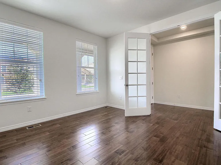 14776 Oslo Ave — Photo 43
