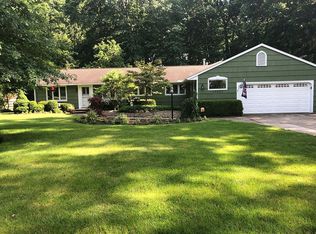23025 Westwood Ave, Westlake, OH