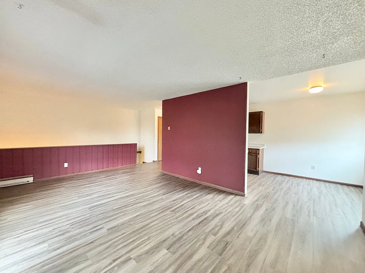 Building Photo - 303-309 N 9th Ave