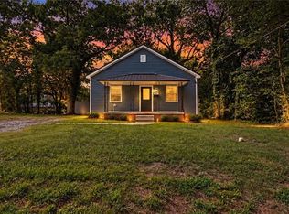 600 Town Branch Rd, Graham, NC 27253