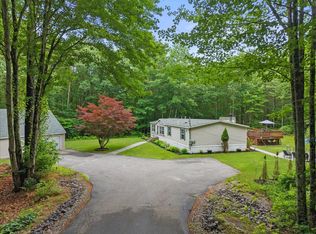 271 Mountain Rd, Arundel, ME 04046