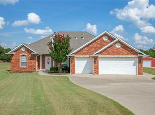 4174 Driftwood Cir, Harrah, OK 73045