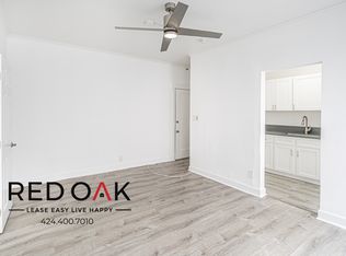 826 S Park View St #106, Los Angeles, CA 90057