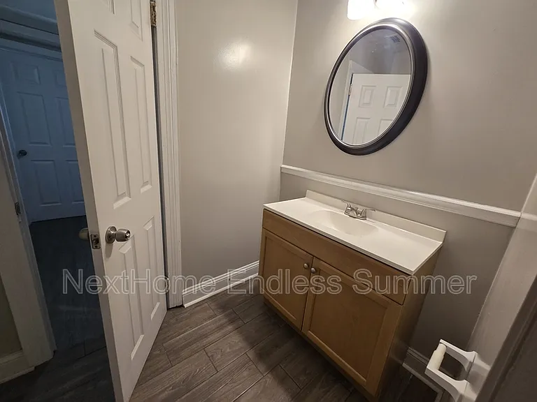 2524 Forest Blvd — Photo 10