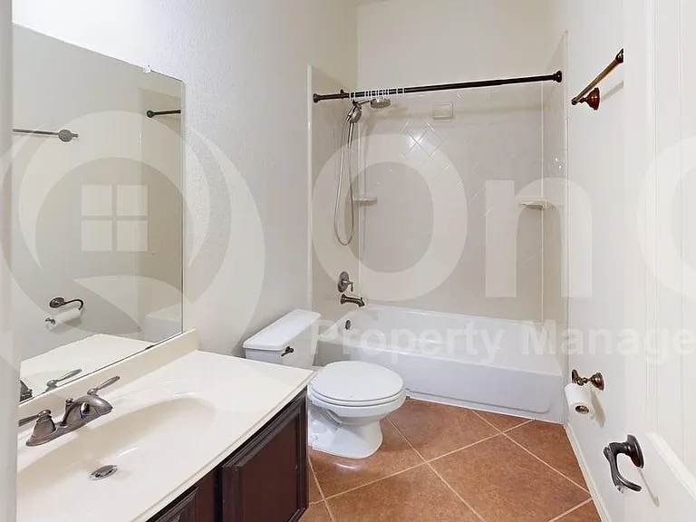 501 Lipizzan Ln — Photo 28
