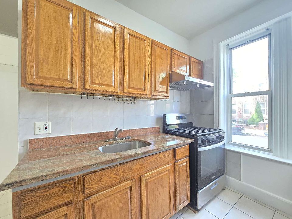 1st image of 7803 21st Ave #1F