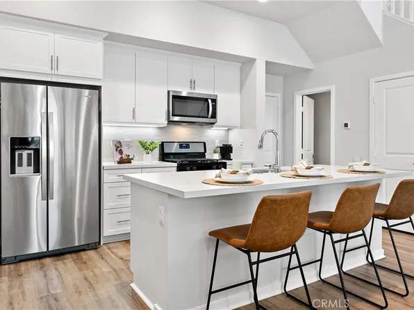 210 Alienta Ln, Mission Viejo, CA 92694