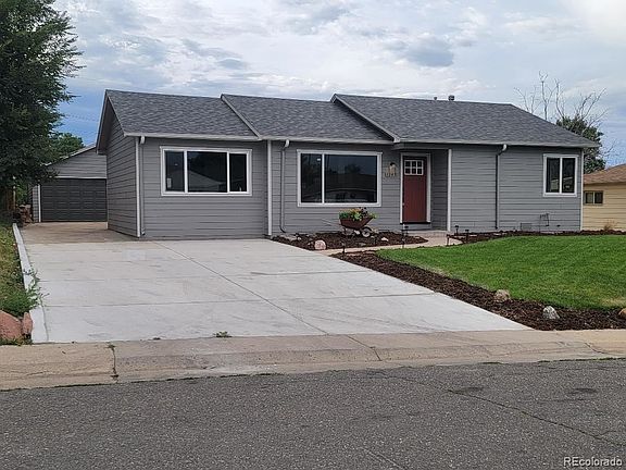 2nd image of 1349 W Alys Pl