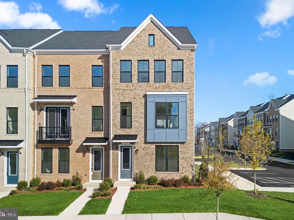 23082 Soaring Heights Ter, Ashburn, VA 20148