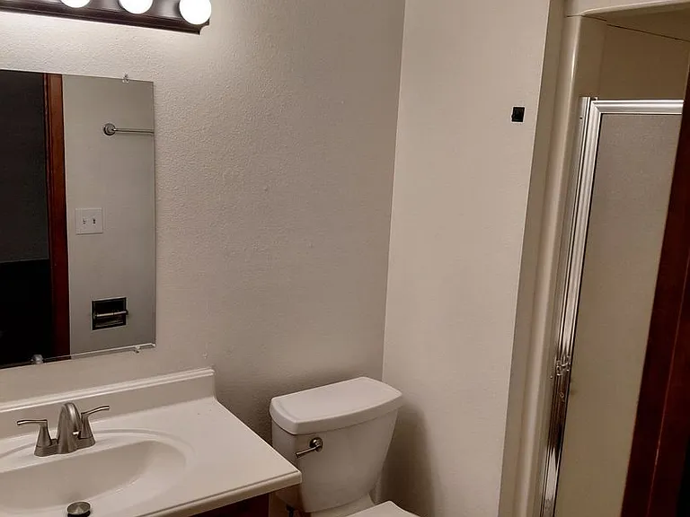1399 Parkway Dr NW — Photo 9
