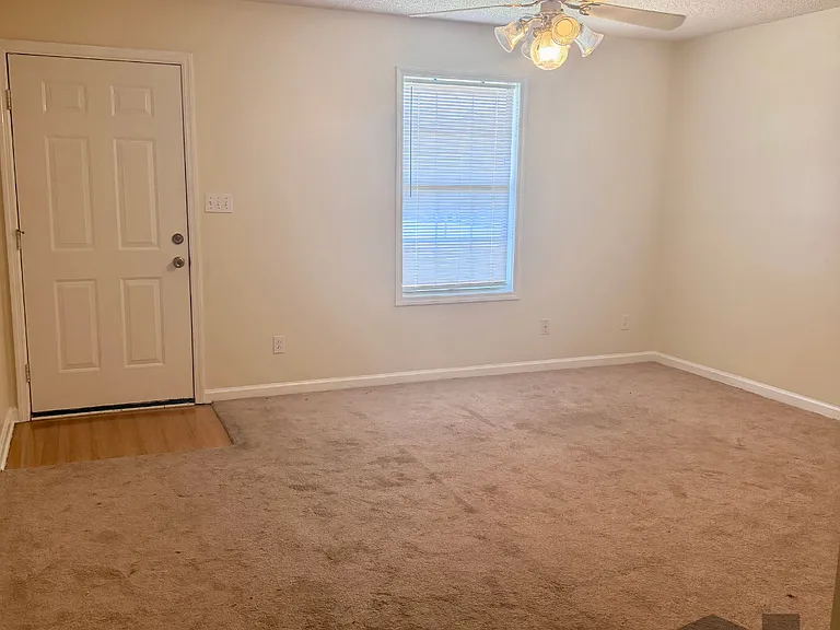 411 E Roosevelt Ave #B — Photo 9
