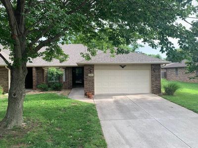 1437 E Woodgate Street, Springfield, MO, 65804