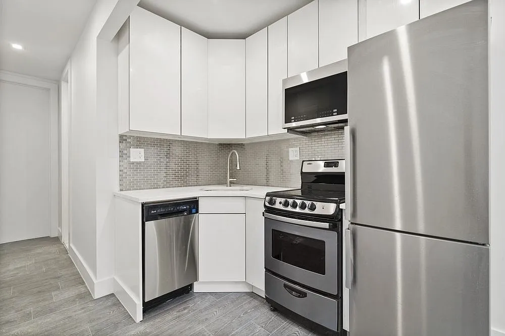 195 Johnson Avenue — Photo 1