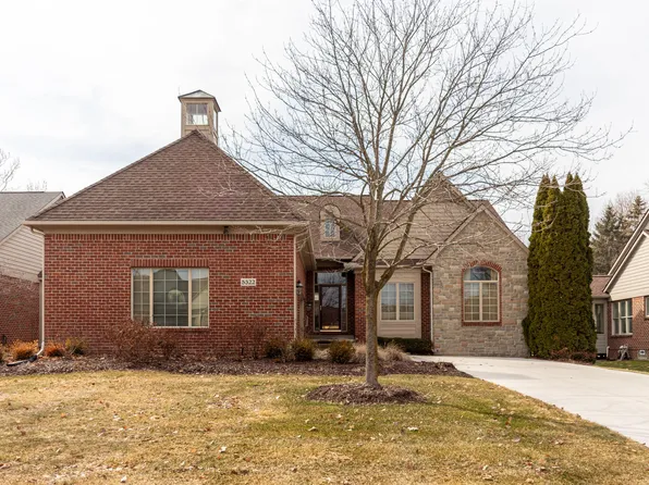 5322 Pinnacle Ct, Ann Arbor, MI 48108