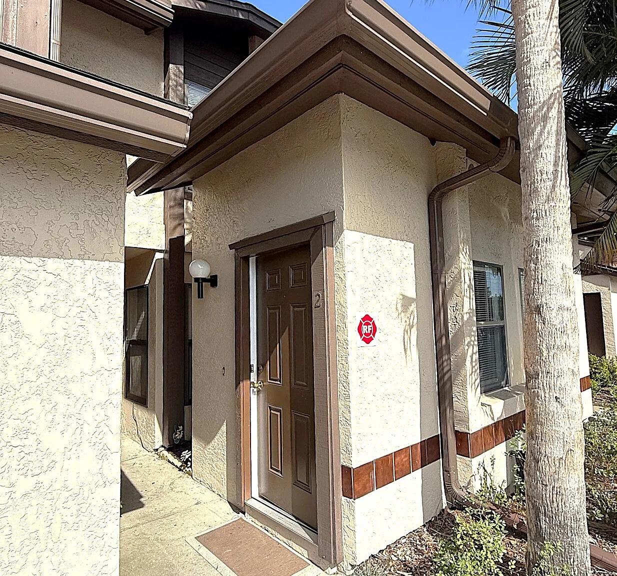 2906 South Semoran Boulevard — Photo 3