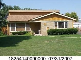 7730 S Ferdinand Ave, Bridgeview, IL 60455