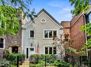 1460 W Hollywood Ave, Chicago, IL 60660