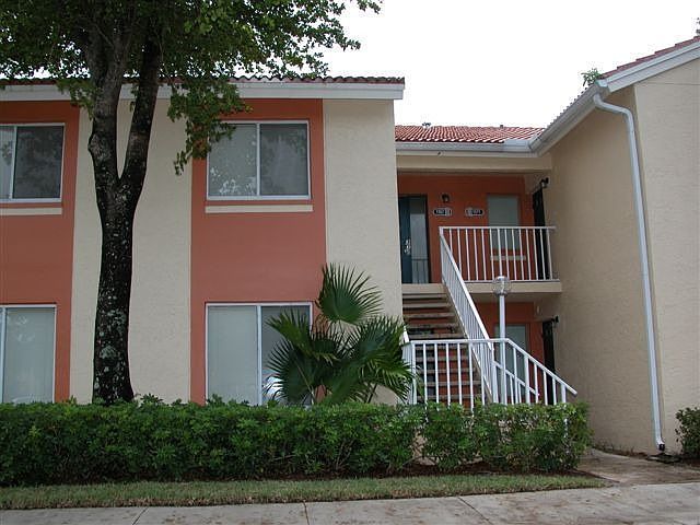 1st image of 1165 The Pointe Dr