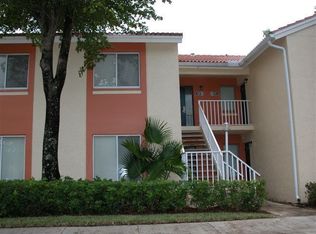 1165 The Pointe Dr, West Palm Beach, FL 33409