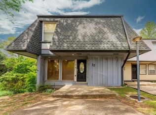 17 Annette Rd, Cherokee Village, AR 72529