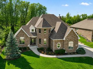 9080 Winding Trl, Saint John, IN 46373