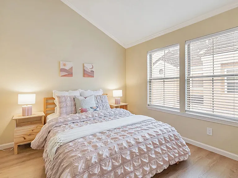 415 Camille Cir #14 — Photo 14