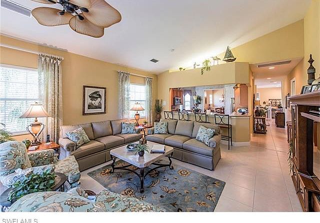 1st image of 7837 Hawthorne Dr Unit 1104