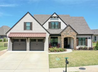 2936 Lakeview Ter, Opelika, AL 36801