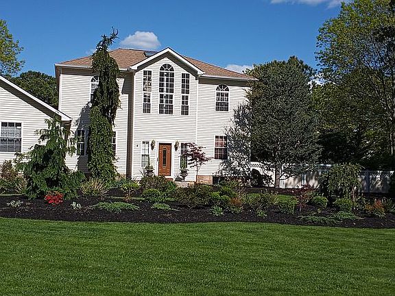 2nd image of 61 Hagerman Ave