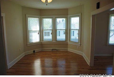 Older photo - Room is now painted cherry red