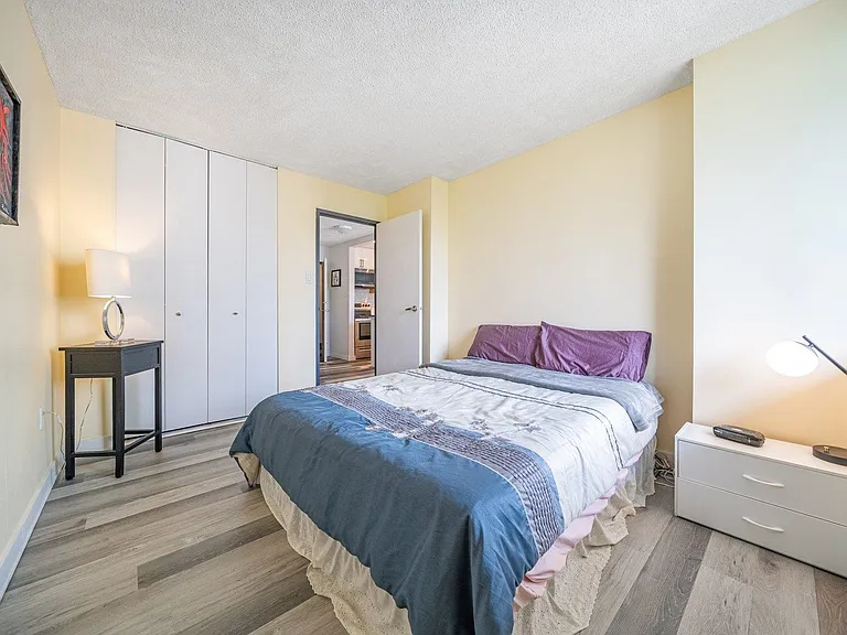 2004 Fullerton Ave #1506 — Photo 7