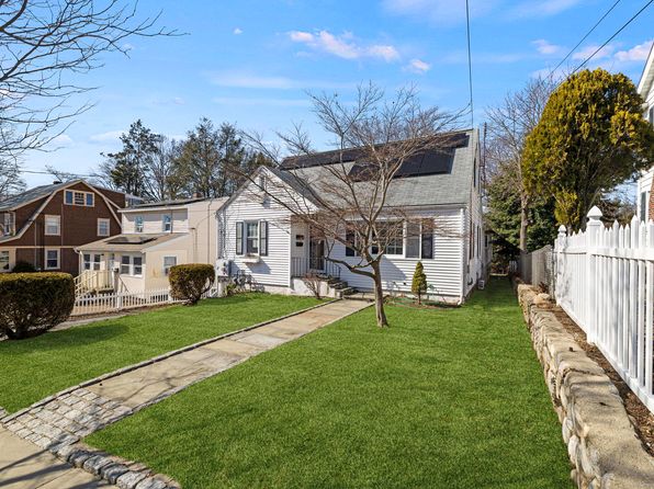 stamford-connecticut-177194309 picture