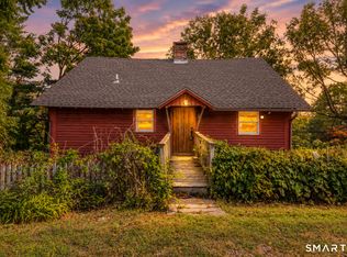 2 Old Colchester Rd, Quaker Hill, CT 06375