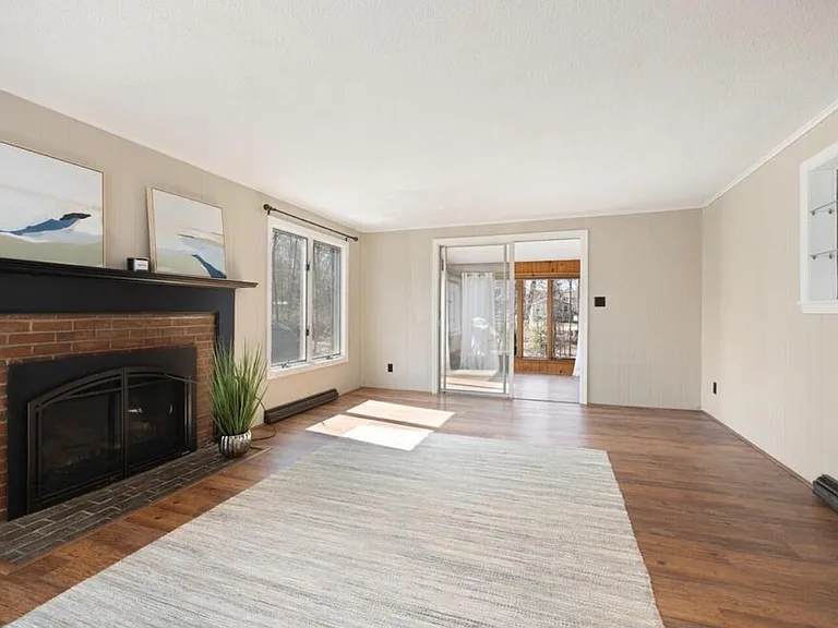 25 Brown St — Photo 7