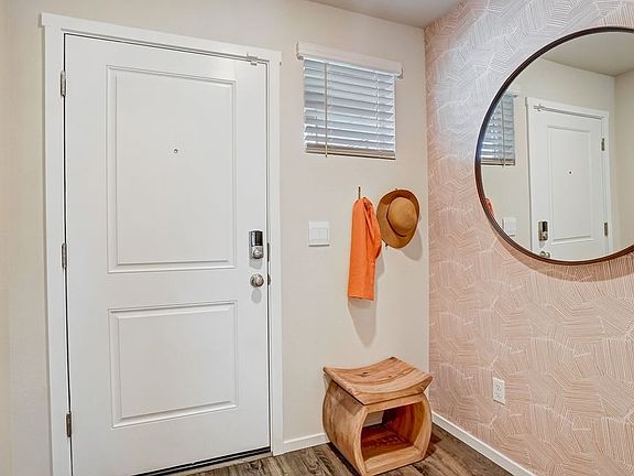 3rd image of 10422 NE 121st Ave