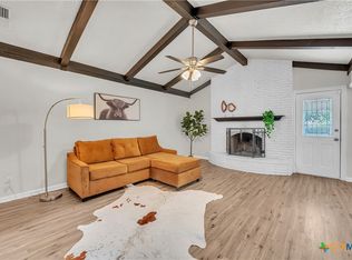 402 Cottonwood Dr, Harker Heights, TX 76548