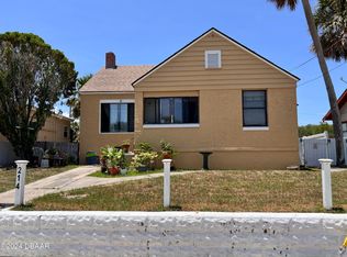 214 S Grandview Ave, Daytona Beach, FL 32118
