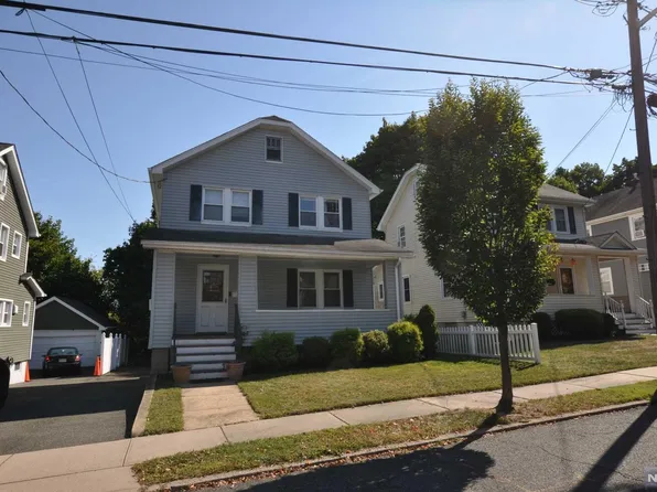 49 Windsor Rd, Oradell, NJ 07649