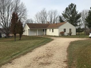 33411 Five Points Rd, Kingston, IL 60145