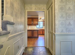 525 Penn Ayr Rd, Camp Hill, PA 17011