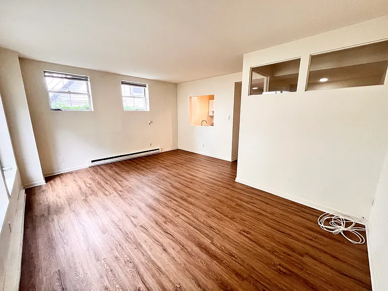 287 Saint John St #2 — Photo 4