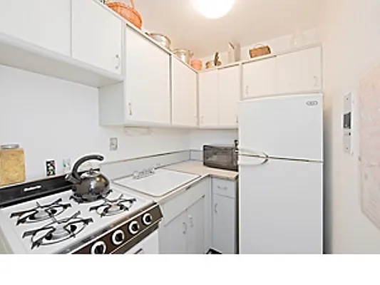 Rented by Corcoran | media 9