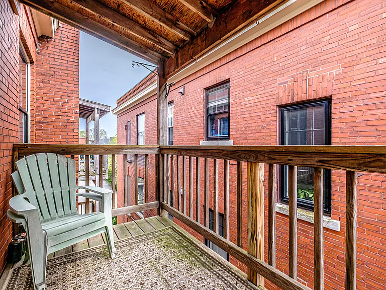 199 Vaughan St #5 — Photo 26