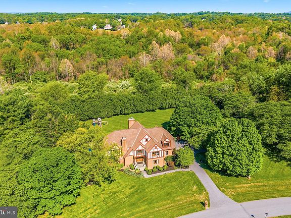 4th image of 14008 Crossland Ln