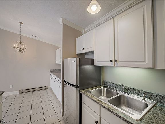 5th image of 35221 Greenwich Ave