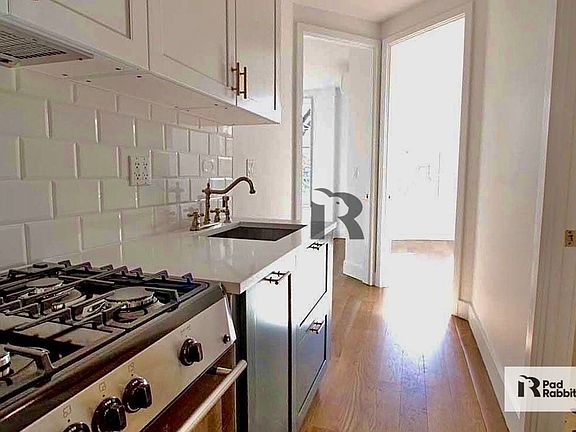 2nd image of 473 Park Pl #3AA