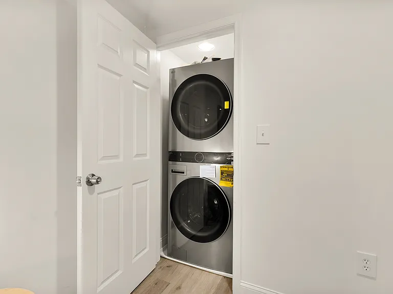 807 Jefferson St NW #1 — Photo 14