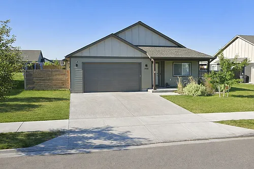 1508 Golden West Dr Photo 1