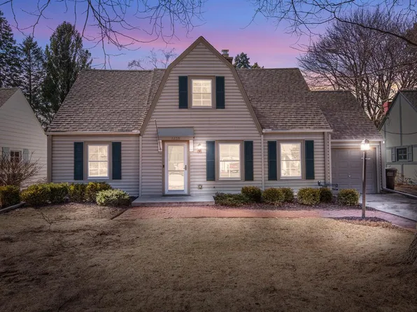 6635 North Elm Tree ROAD, Milwaukee, WI 53217