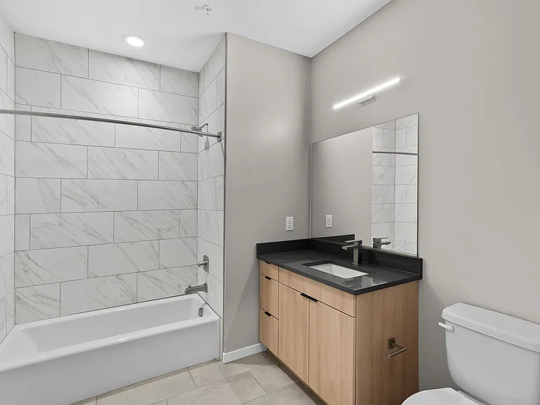 The Keystone Apartments — Photo 58